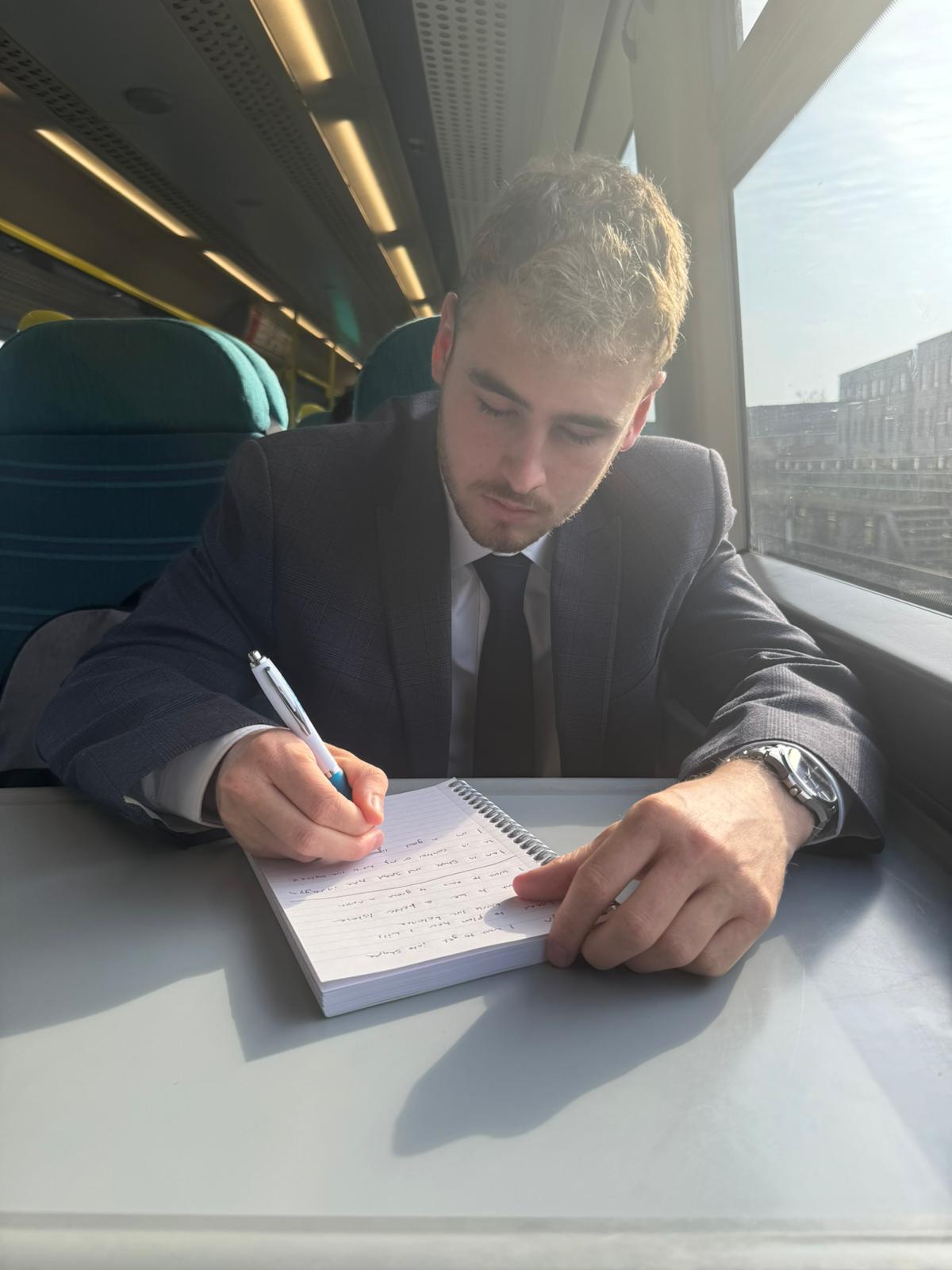 01F5407b C4ef 4D93 Aea8 470Cf9a3f0e1